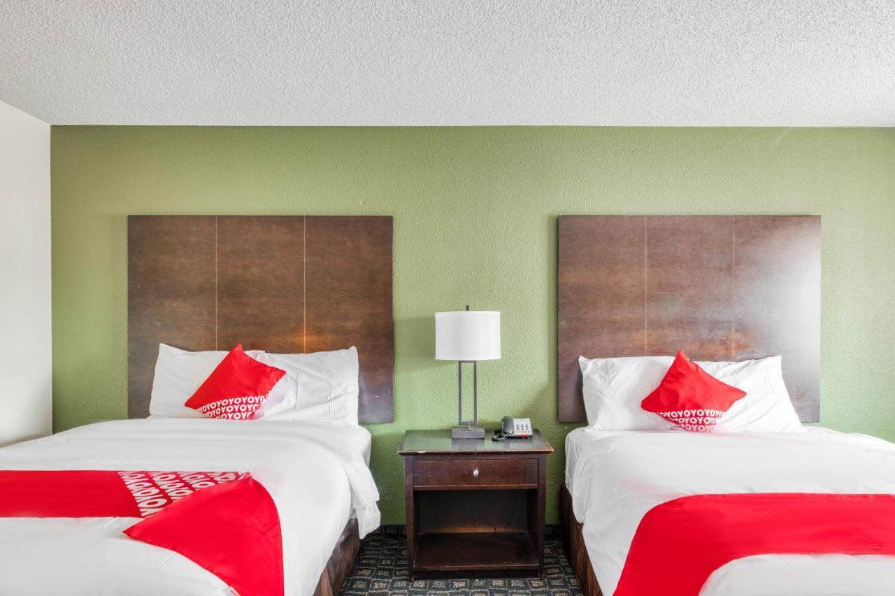 Oyo Hotel Rosenberg Tx I-69 외부 사진