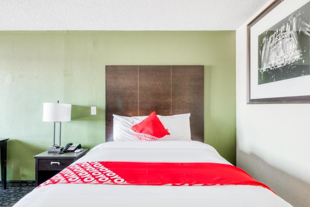 Oyo Hotel Rosenberg Tx I-69 외부 사진
