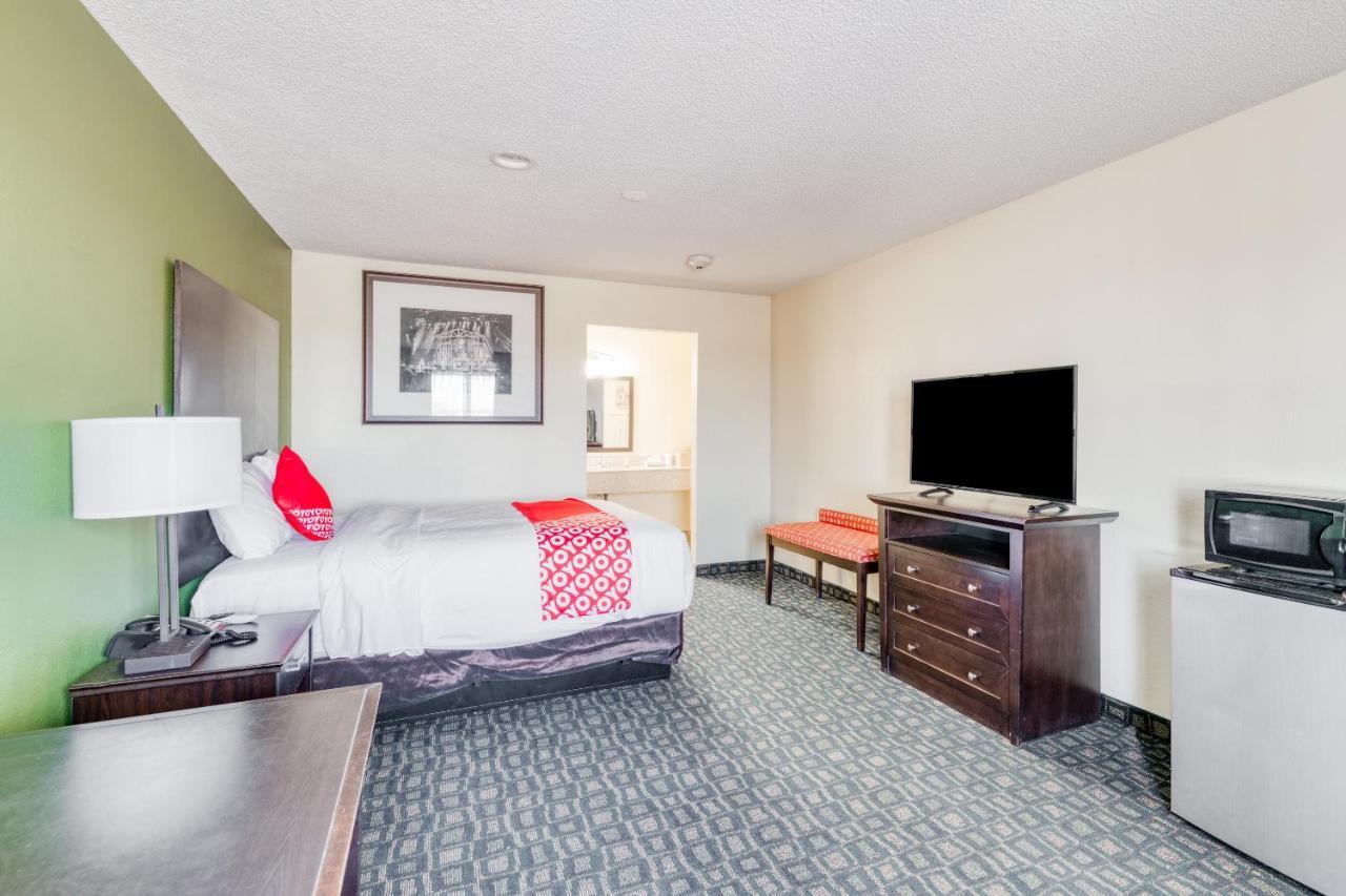 Oyo Hotel Rosenberg Tx I-69 외부 사진