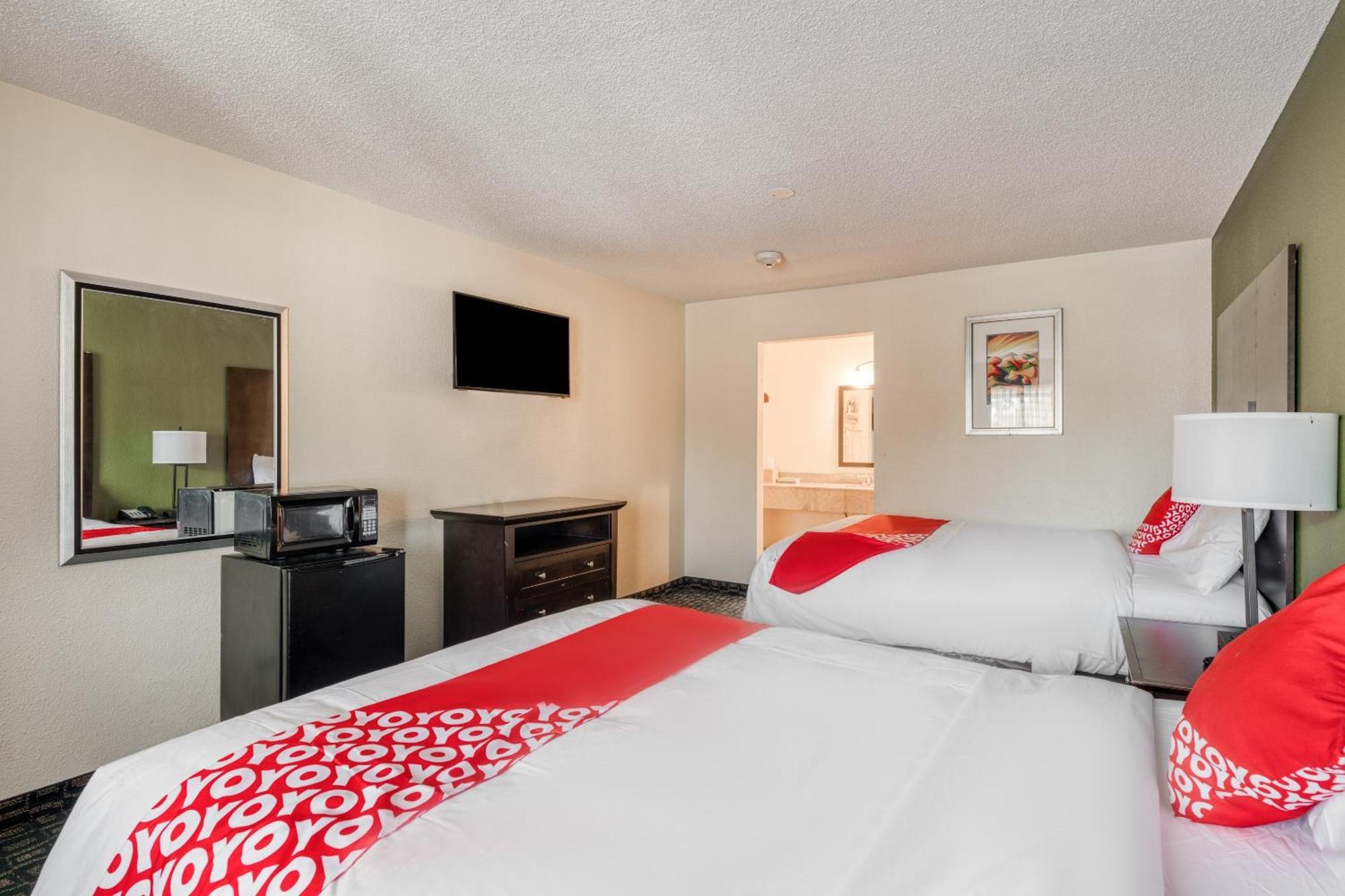 Oyo Hotel Rosenberg Tx I-69 외부 사진