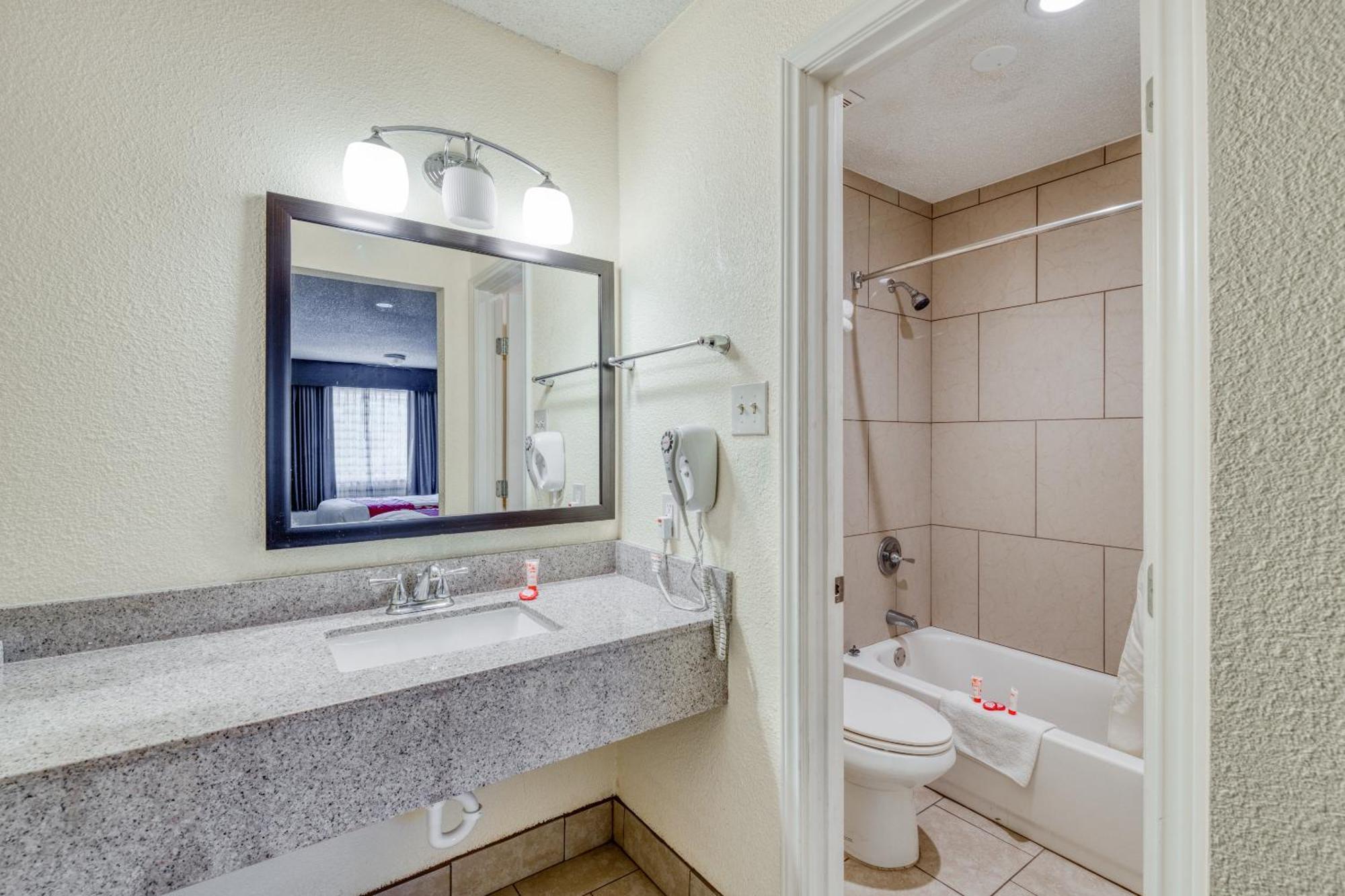 Oyo Hotel Rosenberg Tx I-69 외부 사진