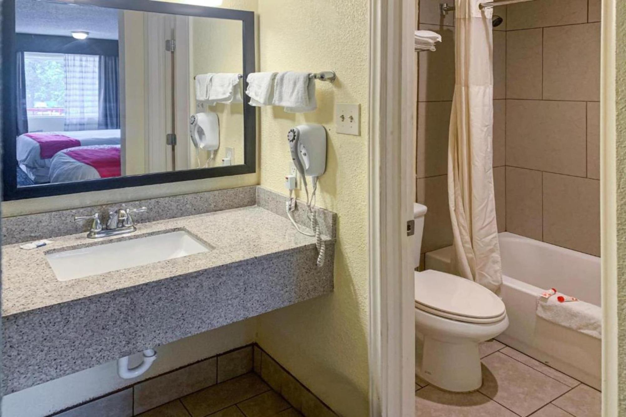 Oyo Hotel Rosenberg Tx I-69 외부 사진