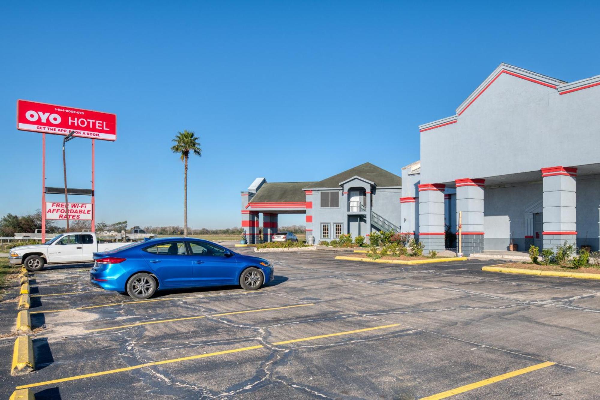 Oyo Hotel Rosenberg Tx I-69 외부 사진