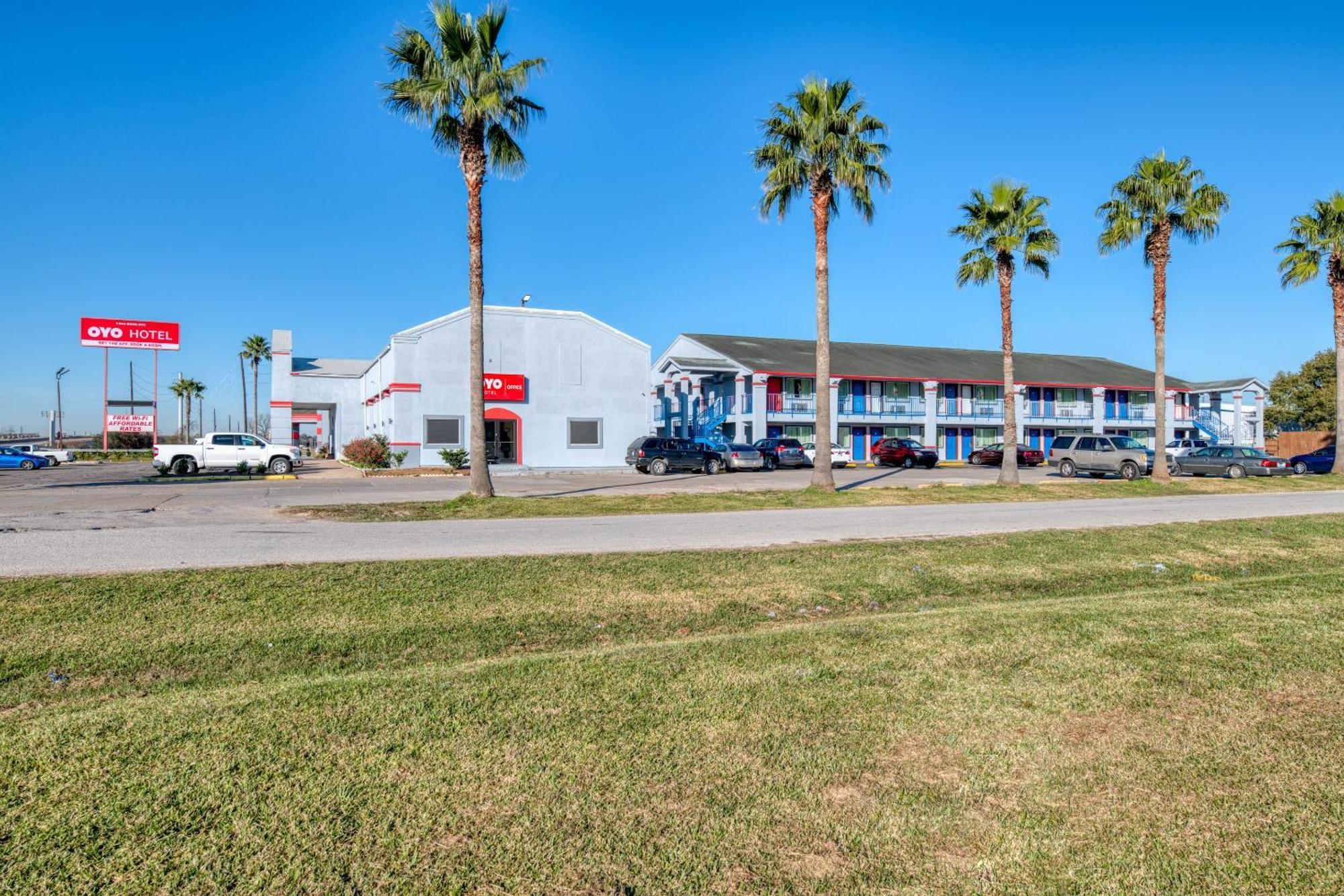 Oyo Hotel Rosenberg Tx I-69 외부 사진